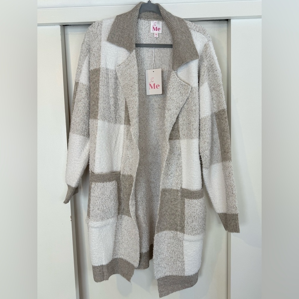 SO ME Beige and White Checkered Cardigan New - Picture 2 of 10